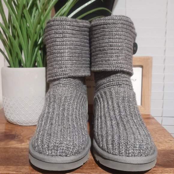 UGG Australia Knitted Fold Down Shaft Boots Women's sz 6 - Picture 4 of 11